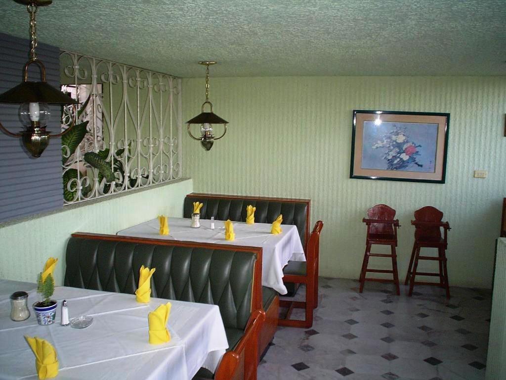 Motel La Fortuna Fresnillo Exterior photo